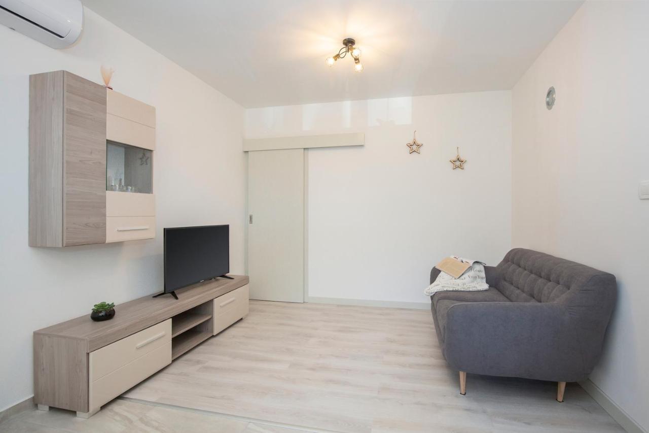 Apartment Stella Labin  Zewnętrze zdjęcie