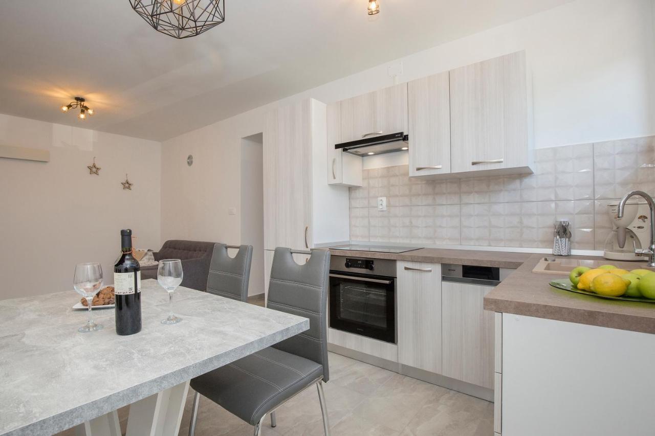 Apartment Stella Labin  Zewnętrze zdjęcie